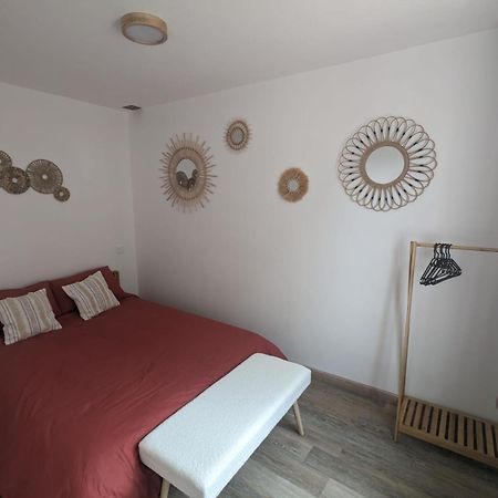 Marmoza - Maison Plein Coeur De Village Saint-Geniez-dʼOlt Extérieur photo